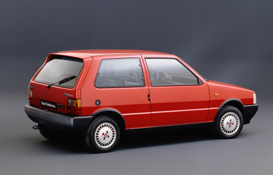 FIAT TURBO IE: Det var nærmest sjokkerende hvor mye krefter Fiat greide å dytte inn i en bil som veide litt mer enn en pizza.