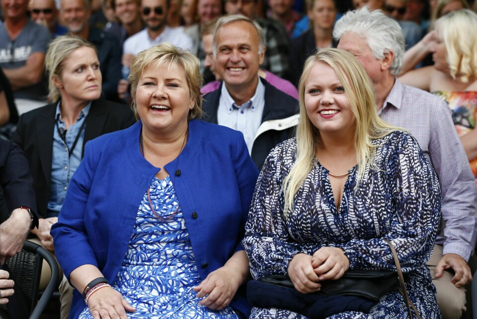 GLAD I MUSIKK: Erna og Ingrid skal farte rundt på festivaler i ferien. Mor og datter har et nært forhold.