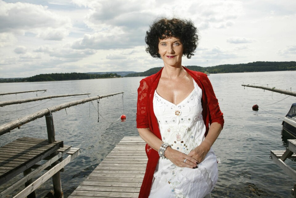 LANDKRABBE: – Jeg vender vannet ryggen, for ingen får meg ut i! Unni kan ikke huske sist hun badet.