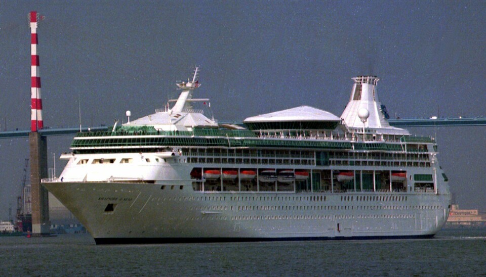 FØR TRAGEDIEN: «Rhapsody of the Seas» ble satt i drift i 1997. Bildet er fra samme år. Alt året etter var hun innblandet i et drama som ennå ikke har fått sin løsning.