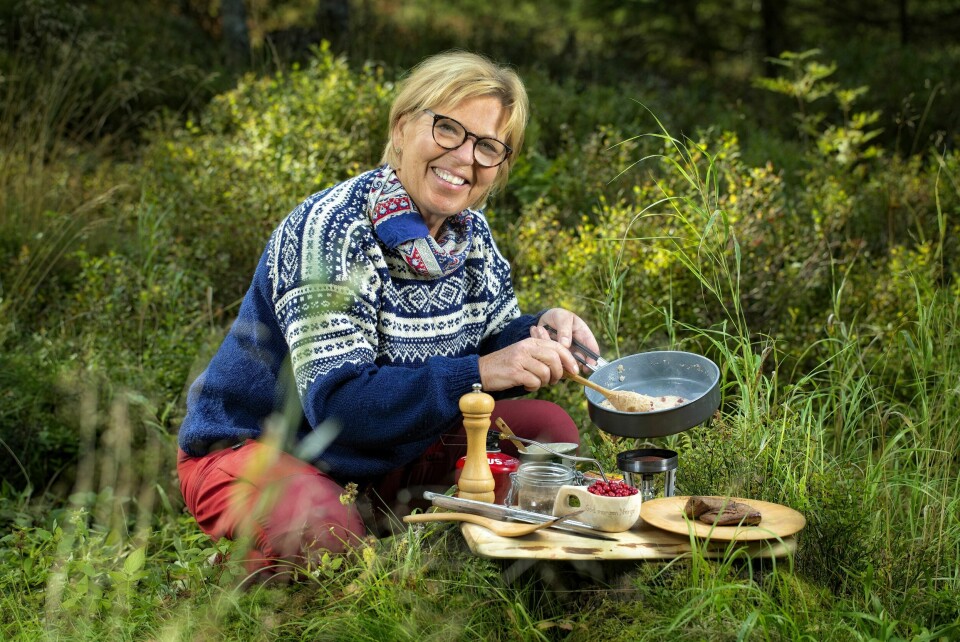 UT I NATUREN: Wenche elsker å gå i fjellet og være ute i naturen. Det skal det bli mer av fremover.