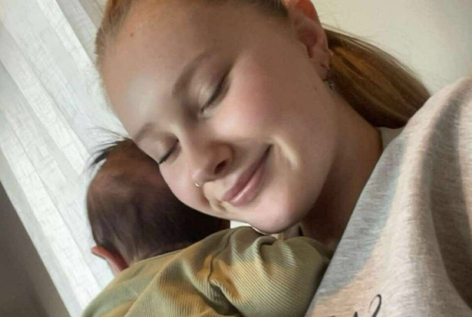 En ny hverdag: Victoria føler ikke at hun går glipp av noe som ung mamma, og hun skryter av vennene som er flinke til å ta hensyn til henne.