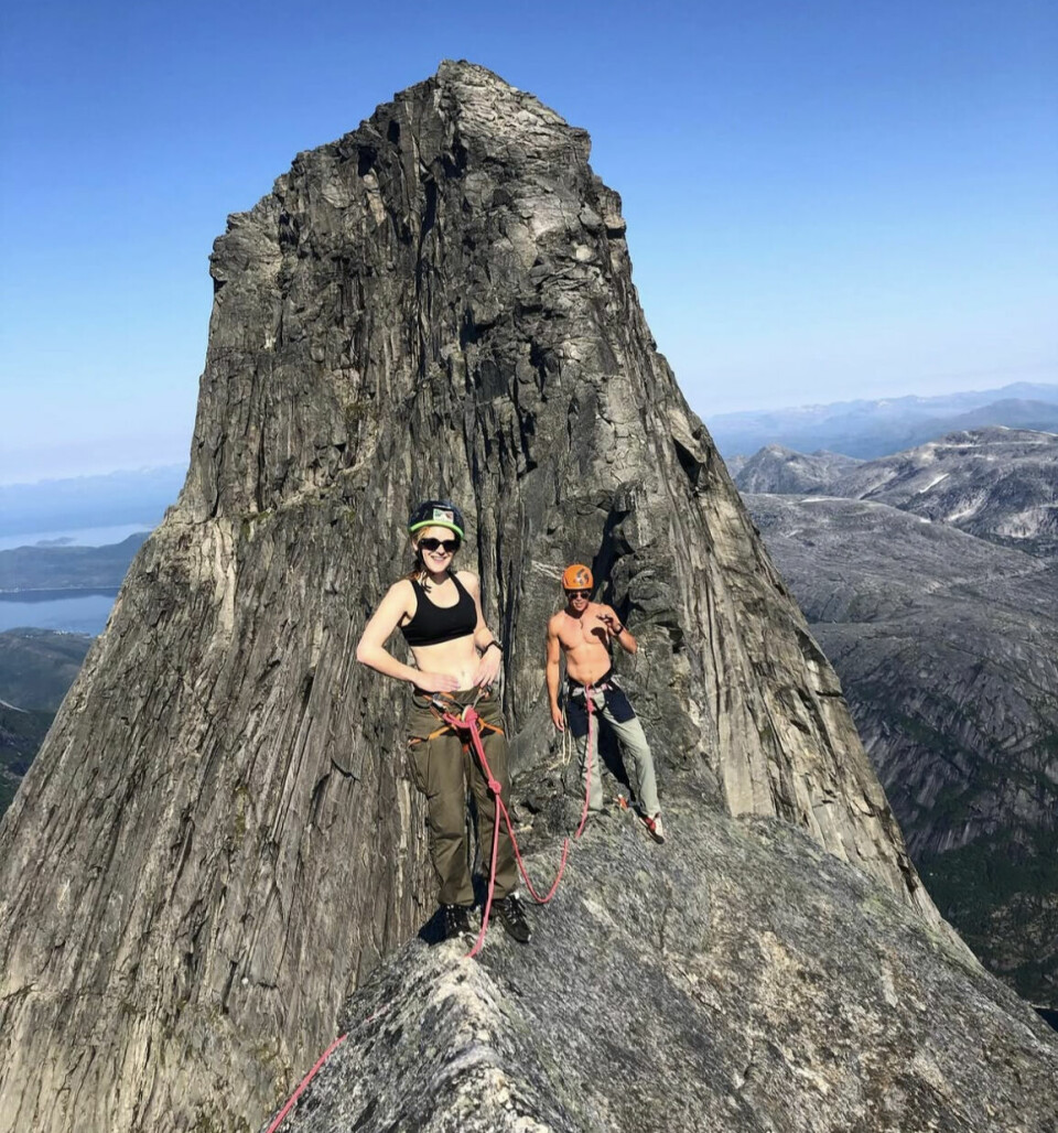 SPORTY: Linnéa og Emil klatret Stetind i Narvik sommeren for fire år siden. Turen tar i snitt ti timer. Fjellet rager 1392 meter over havet, og er av mange sett på som Norges nasjonalfjell.