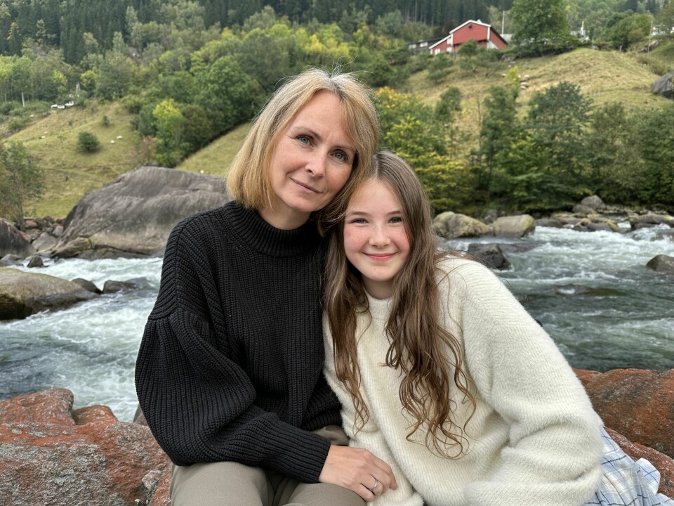 GODE MINNER: Kjersti og datteren Nora har mange gode minner etter pappa som døde altfor tidlig.