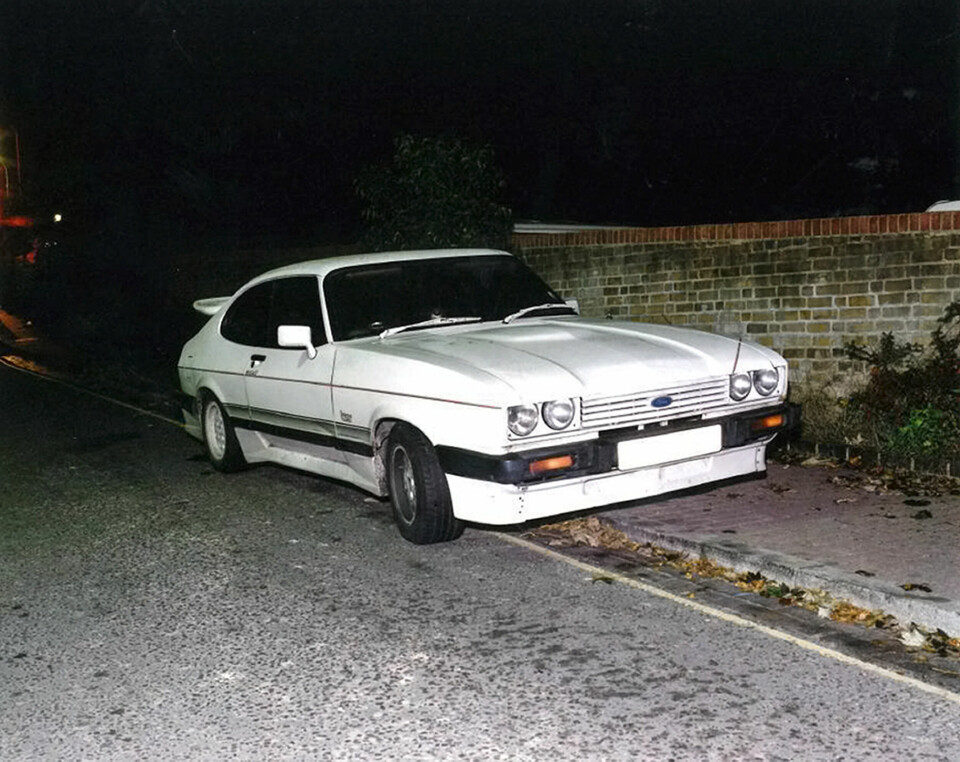 AVSLØRT AV BIL: Etter overfallet på Charlotte Barnard i 1995 ble gjerningsmannen sett idet han gikk inn i denne bilen, og derigjennom identifisert som landsbyens melkemann.