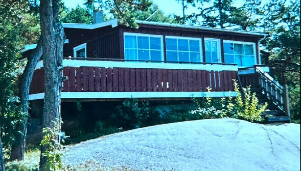 FØRBILDE: Slik så det ut da den forrige hytta stod på tomten.