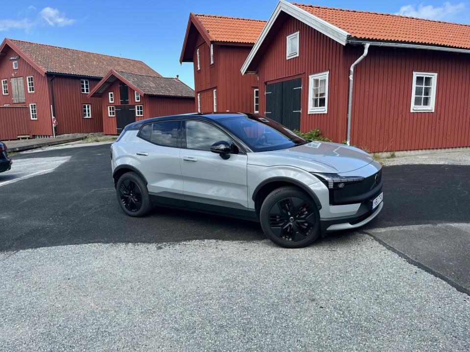 PRØVEKJØRT I SVERIGE: Vi har prøvekjørt Volvo EX30 Cross Country på småveier i området rundt Hälleviksstrand på vestkysten i Bohuslän