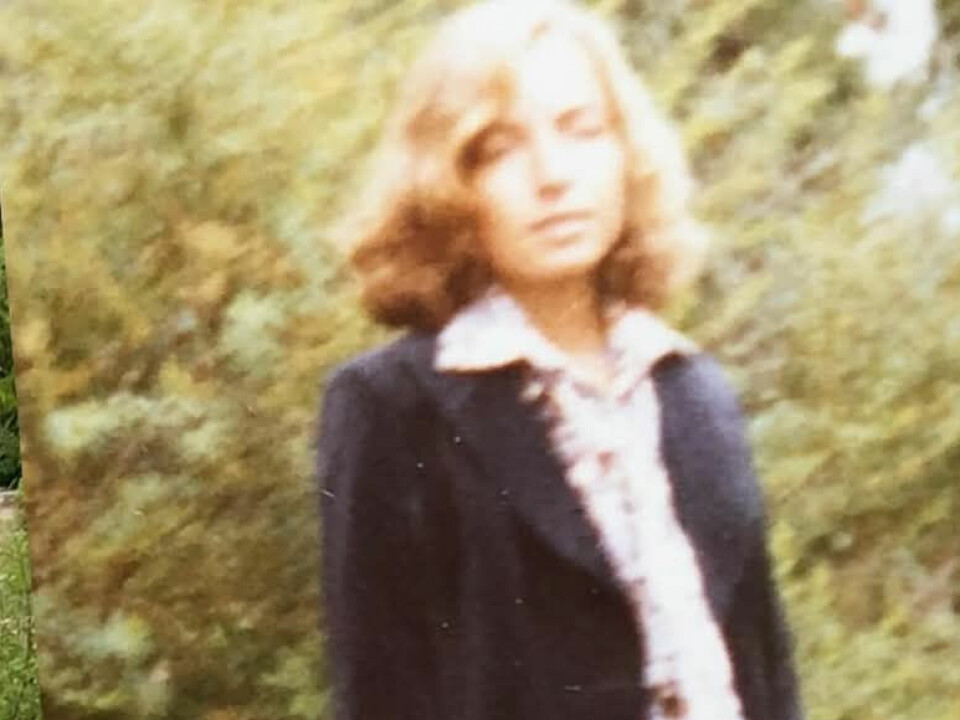 NATURLIG: Som ung var Rohde opptatt av bøker, dyr og natur. Hun begynte ikke å sminke seg før hun fylte 25 år. Her er hun 20.