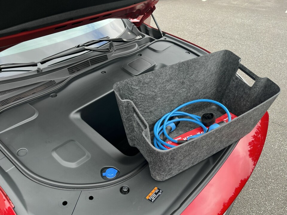 72 LITER: Frunken kan fås med kurv som kan tas ut. Fiks detalj.