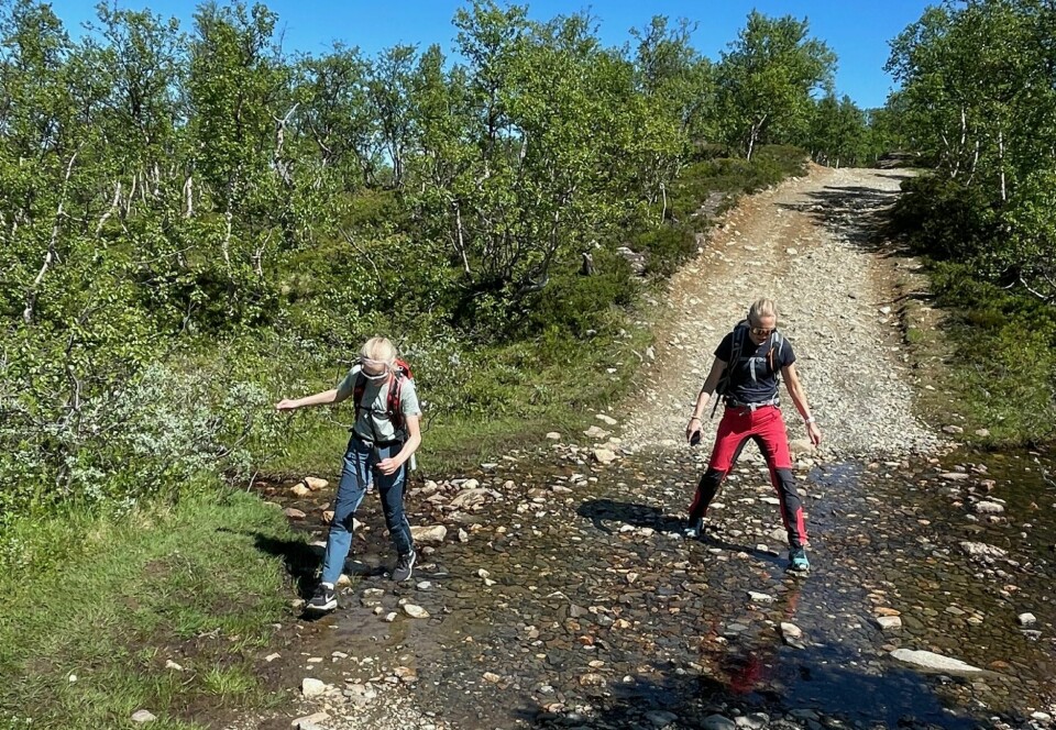 VANNTETT: Selv om en ikke skal på en spesielt krevende tur, er det ofte greit at skoene holder vannet ute.