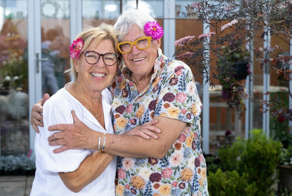 VENNSKAP I BLOMST: Finn Schjøll og Wenche Andersen har kjent hverandre siden TV 2s barndom – og ler fortsatt like mye sammen.