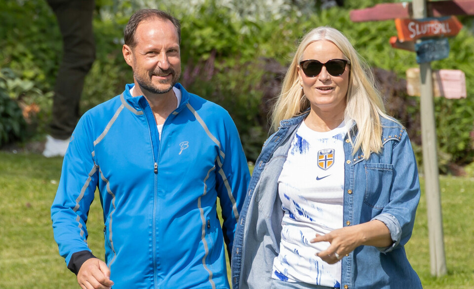 TID TIL HVERANDRE: Det har vært perioder Haakon og Mette-Marit ikke har sett så mye til hverandre i år, men i sommer har de kost seg sammen.