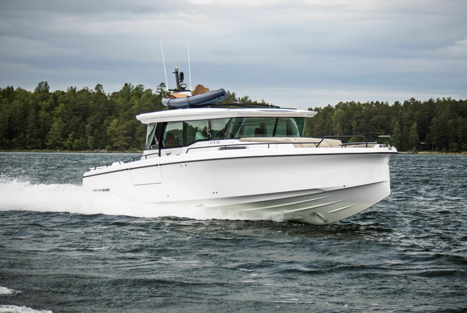 UT PÅ EVENTYR: Axopar har hatt suksess med sin adventure-profil på båtene. Og 45-foteren er det største eventyret til nå.