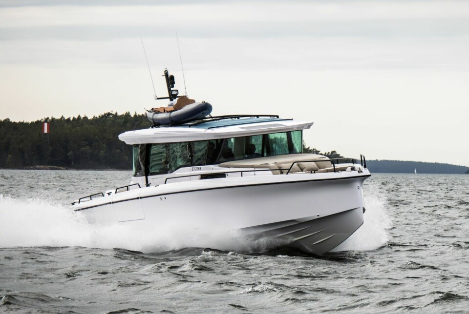 LITT Å GÅ PÅ:  Lykkes Axopar med effektivisering av drivlinjen, gjør det båten enda et knepp bedre.