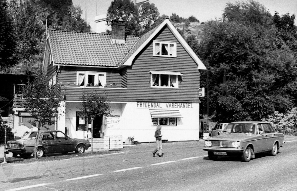 FRYDENDAL VAREHANDEL: Butikken lå bare to hundre meter fra der Torunn og døtrene bodde. Hvordan var det mulig for Marianne å forsvinne uten at noen så noe som helst?
