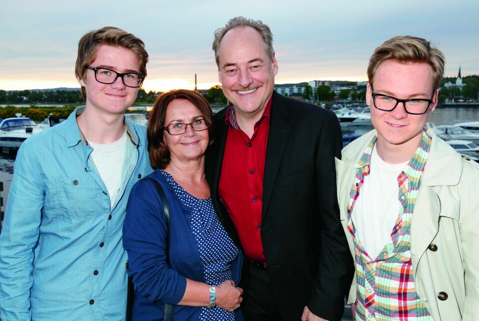 FAMILIEKJÆR FYR: Eldar er gift med Ellen Bjørnstad. Sammen har de sønnene Elias og Elling. – Jeg prøvde alltid å være til stede, sier han.
