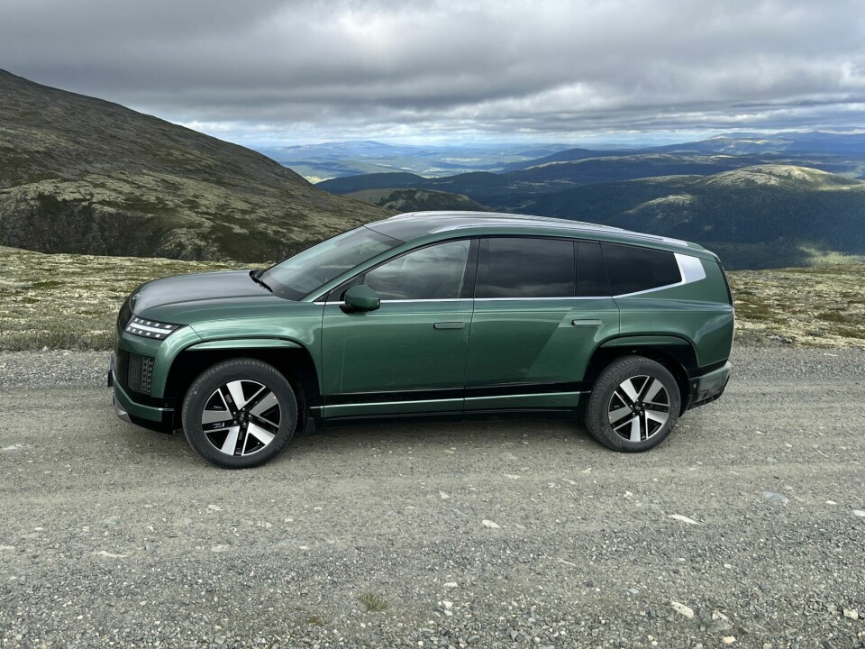 VAREBIL: 313 centimeter akselavstand gir enormt med innvendig plass. Hyundai Norge ønsker å kunne tilby den som varebil.