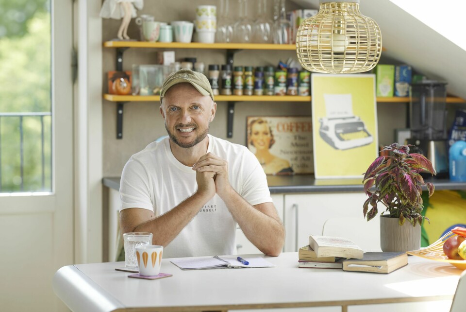SKRIVEHULEN: Det er ikke den første boken Tommy Halvorsen har skrevet, men den mest personlige og for ham sårbare, «Puslespillet pappa».