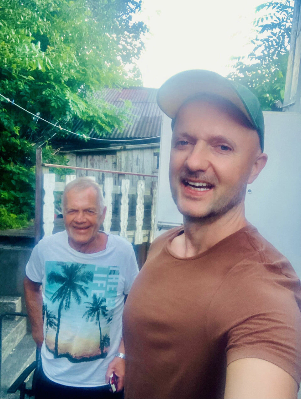 TOMMY OG PAPPA: I dag er far og sønn forsonte. Rolfs yngste sønn drar på besøk til Arendal så ofte han kan.