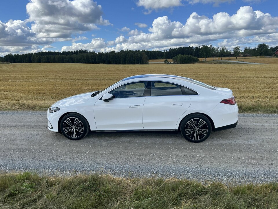 REKKER LANGT: Et batteri med 85 kWt anvendelig kapasitet gir opptil 792 kilometer rekkevidde.