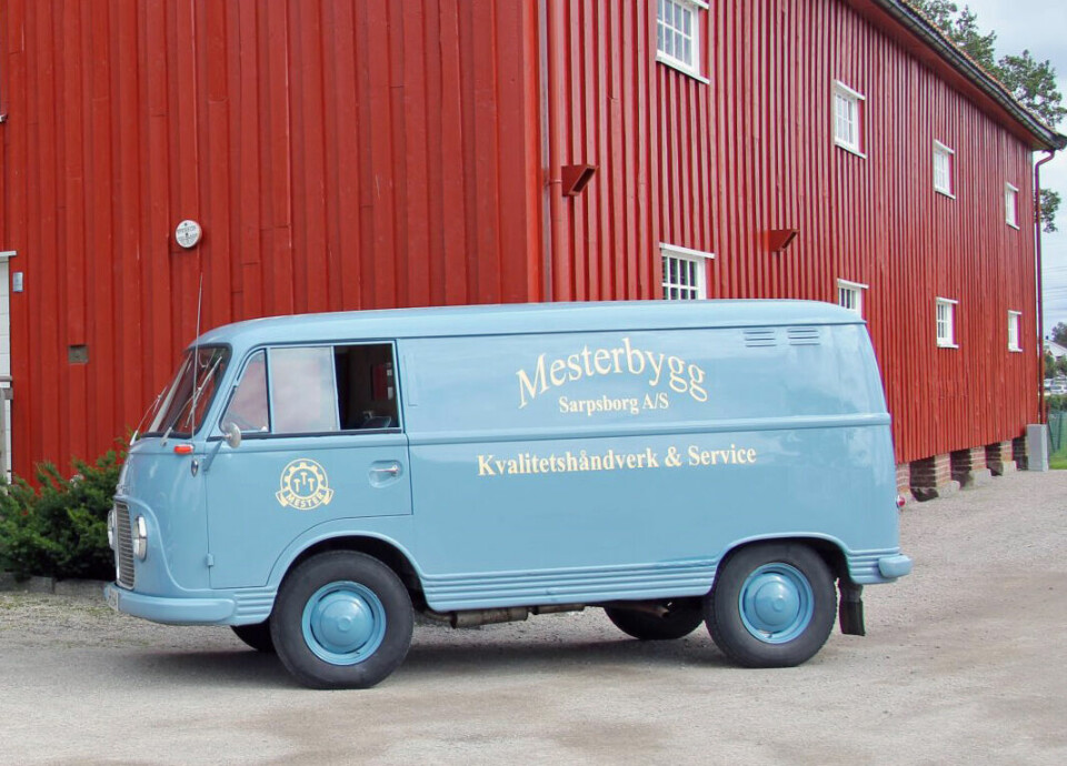 Ur-Transit. I 1953 kom den tyskbygde Ford FK1000 på markedet. I 1961 ble modellnavnet endret til Taunus Transit. Denne fra 1963 tilhører Mesterbygg Sarpsborg AS.