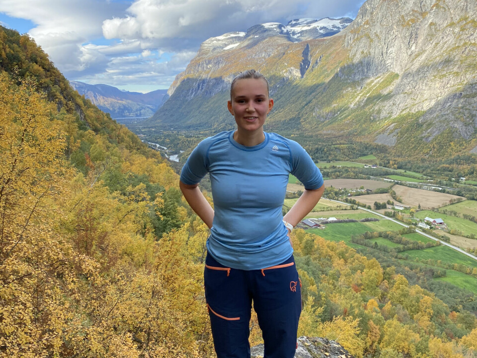 Vakre omgivelser: Karen på Kongelhjellan i september 2020. Turen, som gir flott utsikt nedover Sunndalen, var en favoritt både for mor og datter i opptreningsfasen etter en hard behandlingsrunde.