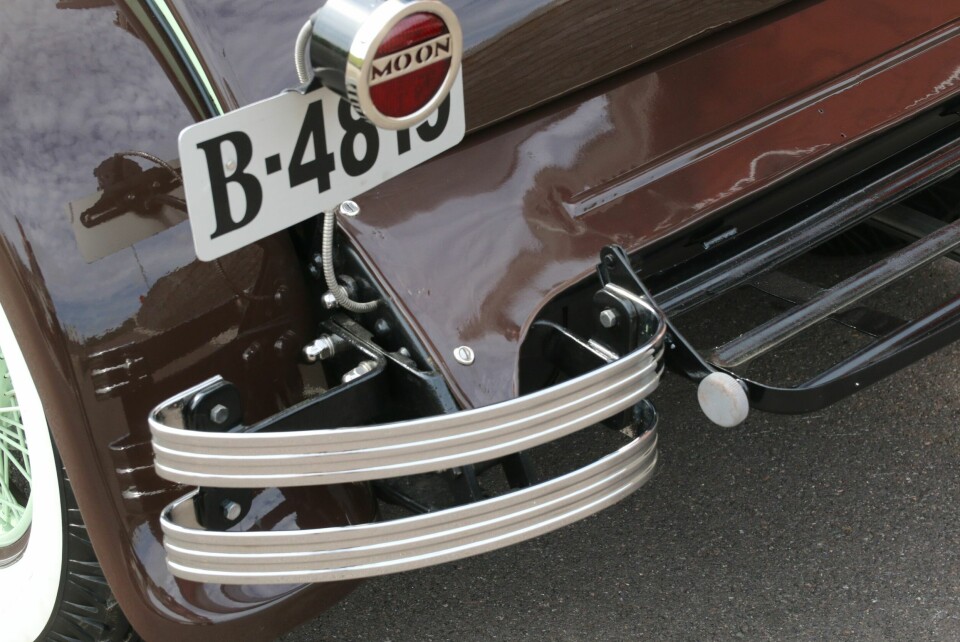 FRA STUDEBAKER: Dagens eier har pyntet opp bilen med støtfangere fra en 1926 Studebaker.