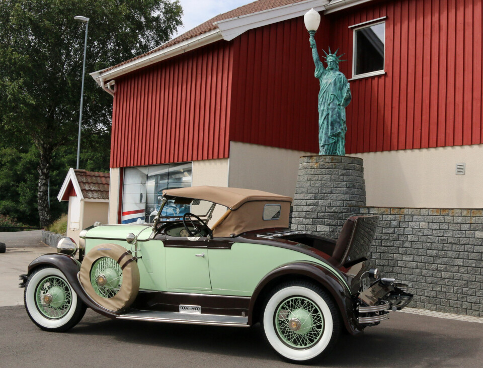 1 AV 3: I dag skal det bare finnes tre 1928 Moon Aerotype 6–72 Royal Roadster i verden. Denne er den eneste utenfor USA og den eneste som er restaurert.