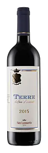 Mørk rødvinsflaske med etiketten Terre di San Leonardo 2015 på hvit bakgrunn.